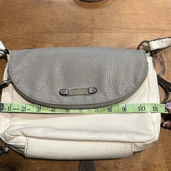 Jessica Simpson gray and cream crossbody handbag - Picture 15 of 16